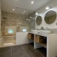carignan-chambre-rdc-salle de bain