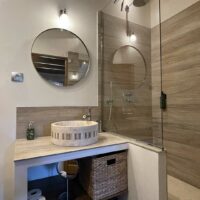mourvèdre-chambre bois - salle de douche